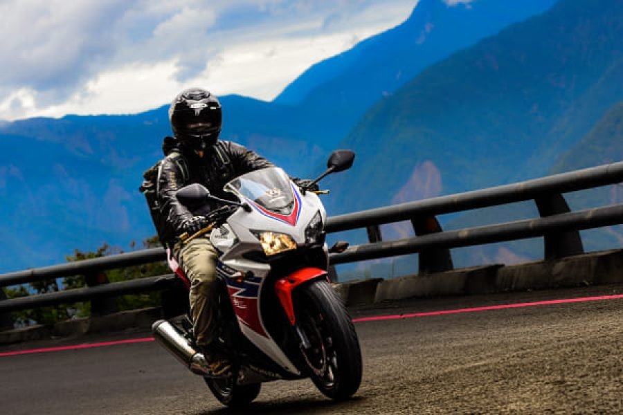 Motorcycle Tour in Medellin – Off-Road Adventure in the Colombian Mountains