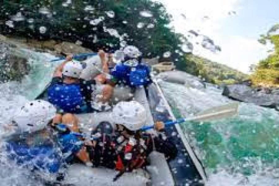 Medellín Rafting Tour: Extreme River Adventure